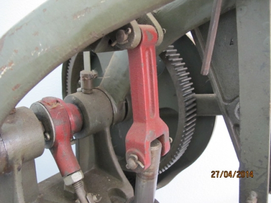 เลื่อย Hero 14" มอเตอร์มิตซู 8,000 บาท ครับ