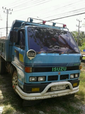 หกล้อดั้ม อีซูสุ  88  แรงม้า  พร้อมใช้งาน  เล่มพร้อมโอน   สอบถาม  พงศกร  088  3970475