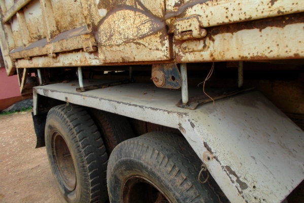 ขายด่วนรถสิบล้อFM3Mดรั้มแม่ตัวเดียวเครือง240แรงม้าปี39