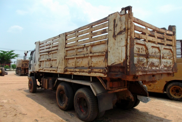 ขายด่วนรถสิบล้อFM3Mดรั้มแม่ตัวเดียวเครือง240แรงม้าปี39