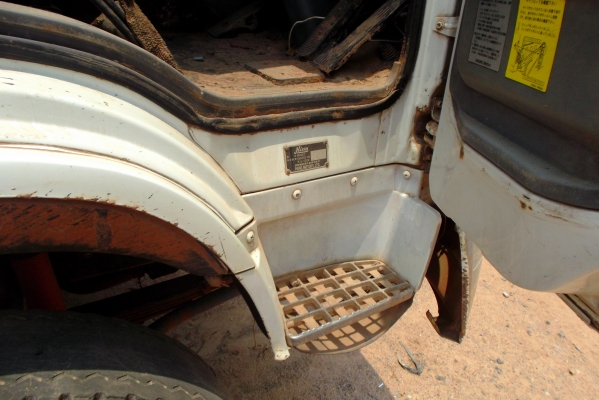 ขายด่วนรถสิบล้อFM3Mดรั้มแม่ตัวเดียวเครือง240แรงม้าปี39