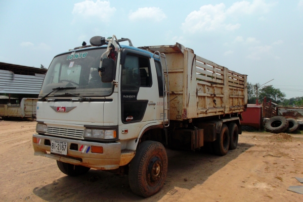 ขายด่วนรถสิบล้อFM3Mดรั้มแม่ตัวเดียวเครือง240แรงม้าปี39