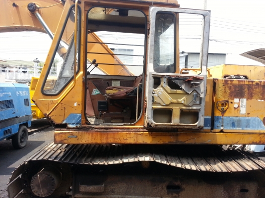 ขาย K0BELCO รุ่น Yutani  ใช้งานได้ปกติ พร้อมเอกสาร ตามสภาพครับ