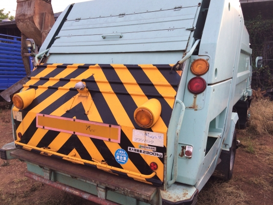 ขายรถเก็บขยะ ยี่ห้อ อีซูซุ รุ่น NRR เครื่องยนต์ 6HL1 รถมือสองสภาพดีจากญี่ปุ่น เอกสารอินวอยส์ ขายรถเก็บขยะ ยี่ห้อ อีซูซุ รุ่น NRR เครื่องยนต์ 6HL1 รถมือสองสภาพดีจากญี่ปุ่น เอกสารอินวอยส์