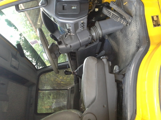 รถบรรทุกของเหลว Hino 16000 ลิตร รถบรรทุกของเหลว Hino 16000 ลิตร