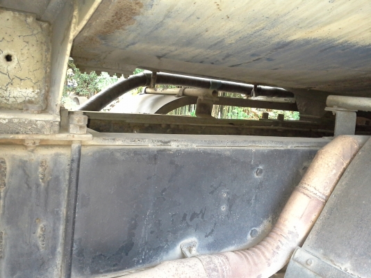 รถบรรทุกของเหลว Hino 16000 ลิตร รถบรรทุกของเหลว Hino 16000 ลิตร