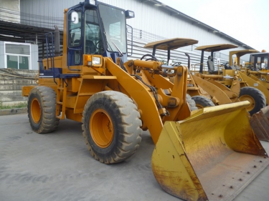 ขายรถตักWA200-1 รถนำเข้าจากญี่ปุ่น ราคาเบาๆๆ