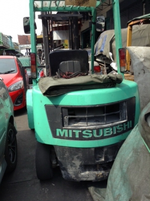 +++ ขายโฟล์คลิฟท์ MITSUBISHI FD25 (รถนอกนำเข้า สภาพดี) เสา 4 เมตร งาสไลด์ซ้าย - ขวา เครื่องยนต์ดีเซล เกียร์ธรรมดา ล้อหน้าคู่ ยางตัน 4 ล้อ *** สนใจ รายละเอียดคุยได้ครับ โทร. 081-659-7598 *** +++ ขายโฟล์คลิฟท์ MITSUBISHI FD25 (รถนอกนำเข้า สภาพดี) เสา 4 เมตร งาสไลด์ซ้าย - ขวา เครื่องยนต์ดีเซล เกียร์ธรรมดา ล้อหน้าคู่ ยางตัน 4 ล้อ *** สนใจ รายละเอียดคุยได้ครับ โทร. 081-659-7598 ***