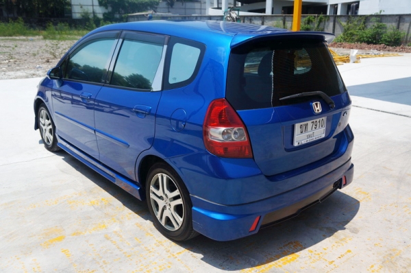 HONDA JAZZ 2005 ขายรถสวย ชุดแต่งสเกิร์ตรอบคัน ล้อ MAX aribag คู่+abs เครื่องเดิม เกรียร์,ช่วงล่างปกติ สีสวย รถพร้อมใช้งาน การันตีรถสวย HONDA JAZZ 2005 ขายรถสวย ชุดแต่งสเกิร์ตรอบคัน ล้อ MAX aribag คู่+abs เครื่องเดิม เกรียร์,ช่วงล่างปกติ สีสวย รถพร้อมใช้งาน การันตีรถสวย