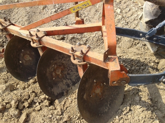 ขายรถไถคูโบต้า24แรง L1-24 พร้อมผาน3 รุ่นไหม่เกียร์ตงคอคับ ขายรถไถคูโบต้า24แรง L1-24 พร้อมผาน3 รุ่นไหม่เกียร์ตงคอคับ