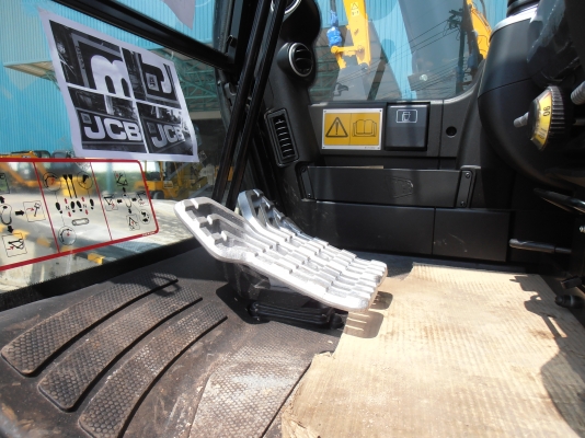 ซื้อ JCB วันนี้ เที่ยวฟรีอังกฤษ 7 วัน!!! พร้อมโปรดีๆมากมาย ดอกเบี้ย 0 \% 48  เดือน หรือ ดาวน์ 0 \% ด่วน!!จำนวนจำกัด ราคา 3.xxล้าน บาทช้าหมดนะครับ