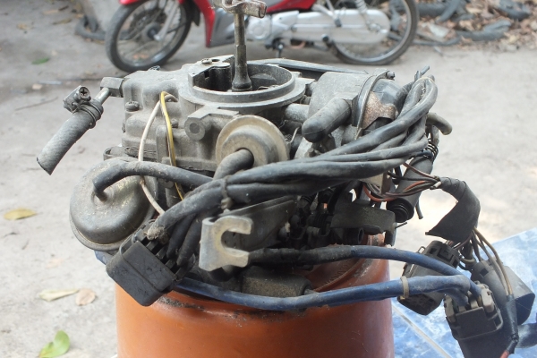 ขาย คาร์บู นิสสัน nv สภาพดี พร้อมใช้งาน