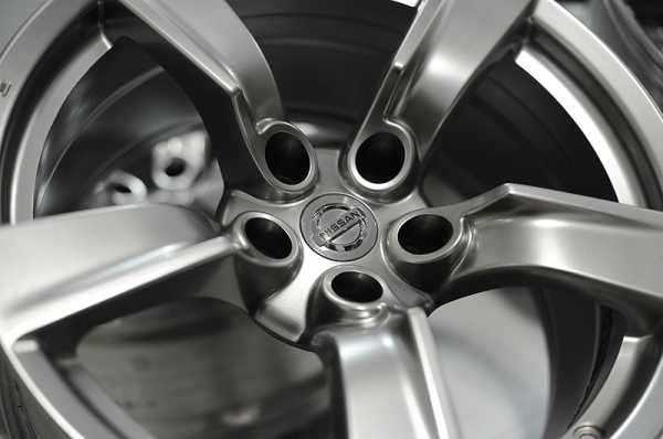 ขายล้อ Nissan 370z ขอบ 18 หน้าตื้น-หลังลึก
