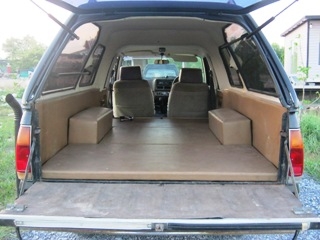 KB Van ยกสูง 5 นิ้ว ยางใหญ่ เครื่องดี แอร์เย็น พร้อมโอน พร้อมใช้