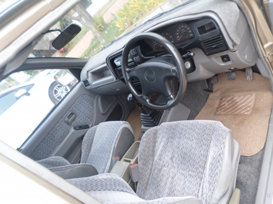 ขายกระบะ ISUZU DRAGON EYE SPACE CAB ตัวท็อปพวงมาลัยพาเวอร์...ไฟฟ้าทั้งคันระบบเซ็นทรัลล็อค รถบ้านแท้ใช้งานน้อยรถคุณหมออยู่โรงพยาบาลปทุมราชวงศา...เครื่องแน่นแรงดี ประหยัดน้ำมันสุดๆ สีบอร์นทองสวยๆทั้งภายนอกภายในเจ้าของรักษารถดีมาก....ครัชชีสวยไม่มีผุ เอกสารพ