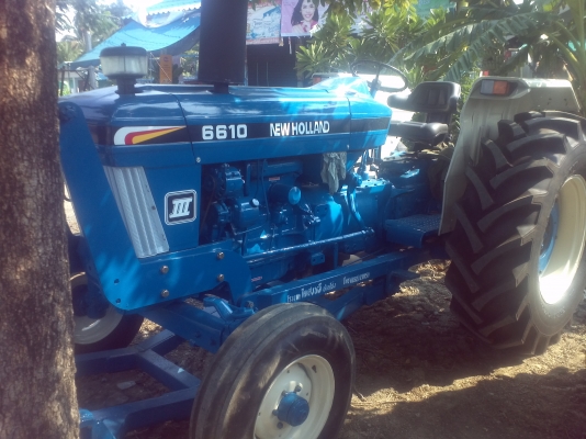 ขายFORD 6600 รถอยู่ระหว่างถนนท่าตะโก-นครสวรรต์