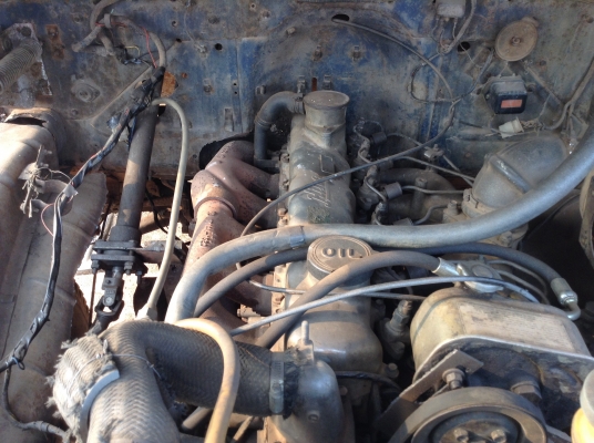 ขาย 10 ล้อหัวยาว 2 เพลาใหญ่ เครื่อง EH700 168 แรงม้าปั้มลม เกียร์ HO สโลว์เกียร์กลาง คานหน้าใหญ่ เบรคลมดัน พาวเวอร์ คัสซีสวยตลอดเส้น ทะเบียนพร้อมโอนครับ