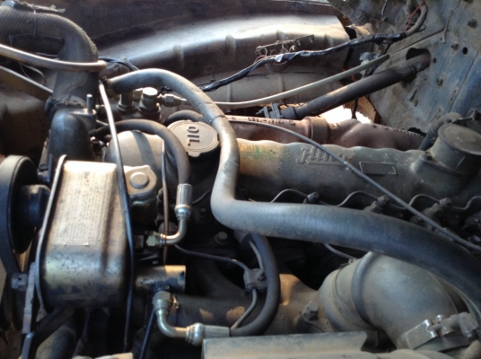 ขาย 10 ล้อหัวยาว 2 เพลาใหญ่ เครื่อง EH700 168 แรงม้าปั้มลม เกียร์ HO สโลว์เกียร์กลาง คานหน้าใหญ่ เบรคลมดัน พาวเวอร์ คัสซีสวยตลอดเส้น ทะเบียนพร้อมโอนครับ