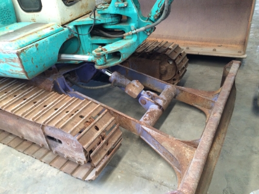 Komatsu PC30-7E นำเข้าจากญี่ปุ่น ขายตามสภาพ ราคาไม่แพงครับ