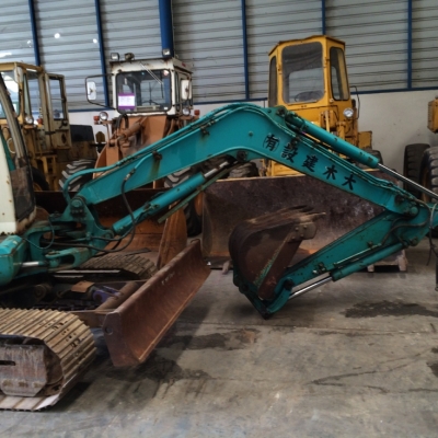 Komatsu PC45-1 นำเข้าจากญี่ปุ่น สภาพสวย ขายไม่แพงครับ