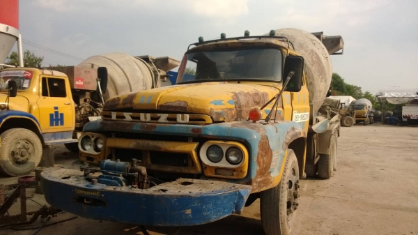 ขายรถโม่ผสมปูน