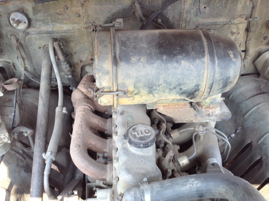 ขายหัวคัสซี 10 ล้อหัวยาว 2 เพลาใหญ่ช่วงล่าง FUSO เครื่อง EH700 168 แรงม้า สโลว์อินเตอร์ 4 สปีด คัสซีสวยจัด ยางเต็ม ทะเบียนพร้อมโอน