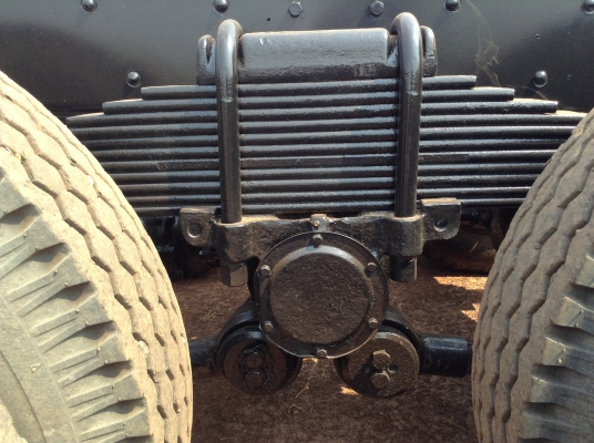 ขายหัวคัสซี 10 ล้อหัวยาว 2 เพลาใหญ่ช่วงล่าง FUSO เครื่อง EH700 168 แรงม้า สโลว์อินเตอร์ 4 สปีด คัสซีสวยจัด ยางเต็ม ทะเบียนพร้อมโอน