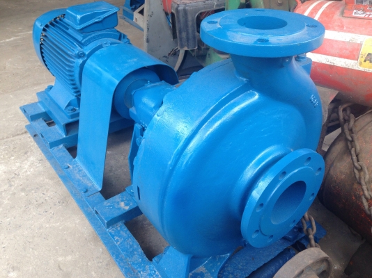 ขายปั้มน้ำหอยโข่ง มอเตอร์ Vem 15 HP. 1450 RPM. หัวปั้ม Calpeda ขนาด เข้า 4 นิ้ว ออก 3 นิ้ว สภาพอุปกรณ์ ไม่ได้ใช้งานมานาน มี 2 ตัวครับ ( ทำสีใหม่ )