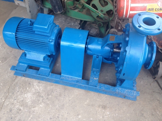 ขายปั้มน้ำหอยโข่ง มอเตอร์ Vem 15 HP. 1450 RPM. หัวปั้ม Calpeda ขนาด เข้า 4 นิ้ว ออก 3 นิ้ว สภาพอุปกรณ์ ไม่ได้ใช้งานมานาน มี 2 ตัวครับ ( ทำสีใหม่ )