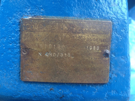 ขายปั้มน้ำหอยโข่ง มอเตอร์ Vem 15 HP. 1450 RPM. หัวปั้ม Calpeda ขนาด เข้า 4 นิ้ว ออก 3 นิ้ว สภาพอุปกรณ์ ไม่ได้ใช้งานมานาน มี 2 ตัวครับ ( ทำสีใหม่ )