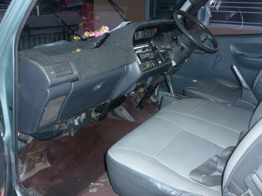 รถตู้โตโยต้า ปี 97