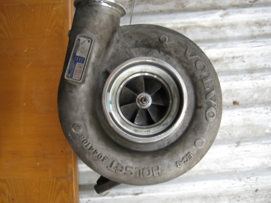 ขายเทอร์โบ holset volvo หัวลาก ลูกละ 18,000 เก่าญี่ปุ่นสภาพสวย