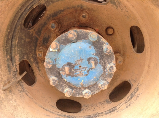 ขาย 6 ล้อหัวยาวดั้ม สภาพพร้อมใช้ เครื่อง DA640 140 แรงม้า เฟืองท้าย ZM 10 น็อต พาวเวอร์ มีระบบแอร์ ทะเบียนพร้อมโอนครับ