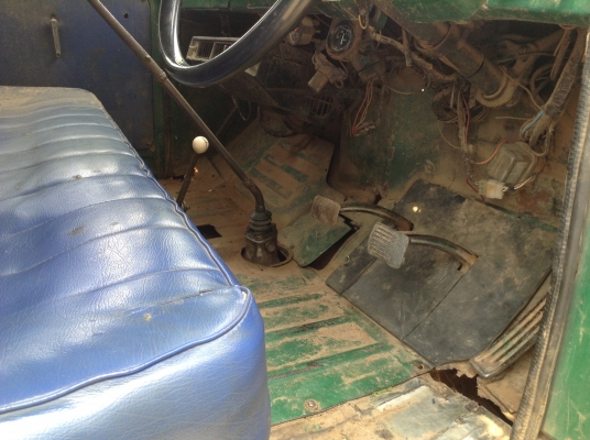 ขาย 6 ล้อหัวยาวดั้ม สภาพพร้อมใช้ เครื่อง DA640 140 แรงม้า เฟืองท้าย ZM 10 น็อต พาวเวอร์ มีระบบแอร์ ทะเบียนพร้อมโอนครับ