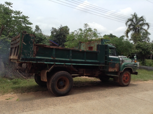 ขาย 6 ล้อหัวยาวดั้ม สภาพพร้อมใช้ เครื่อง DA640 140 แรงม้า เฟืองท้าย ZM 10 น็อต พาวเวอร์ มีระบบแอร์ ทะเบียนพร้อมโอนครับ