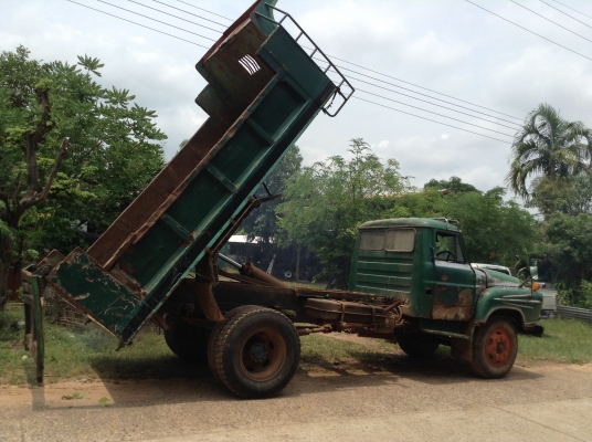 ขาย 6 ล้อหัวยาวดั้ม สภาพพร้อมใช้ เครื่อง DA640 140 แรงม้า เฟืองท้าย ZM 10 น็อต พาวเวอร์ มีระบบแอร์ ทะเบียนพร้อมโอนครับ