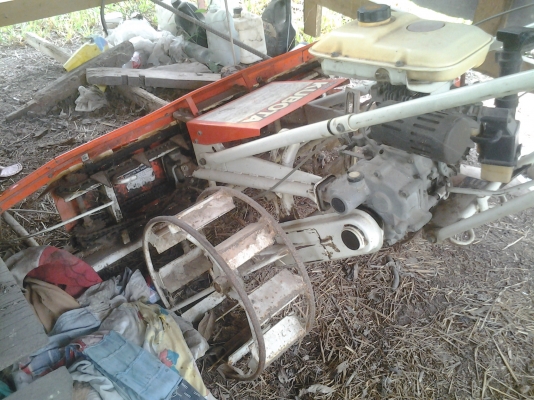 ขายรถเกียวเดินตามของคูโบต้าตานสภาพ ขายรถเกียวเดินตามของคูโบต้าตานสภาพ