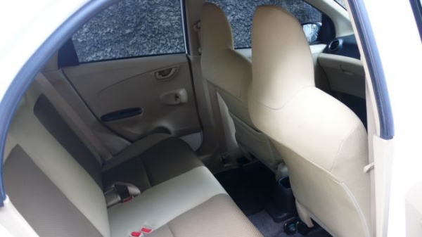 Honda Brio 1.2  ปี2011