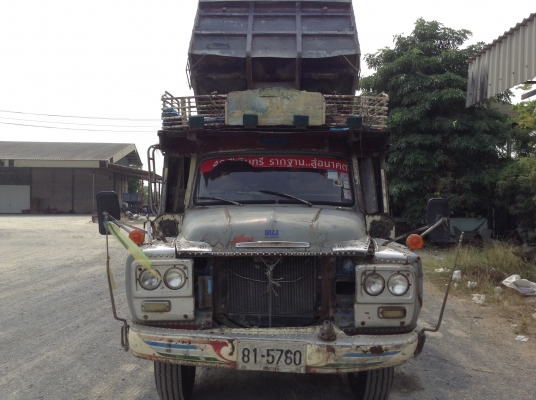 ขาย 10 ล้อหัวยาว เพลาเดียวดั้ม เครื่อง 6BD1 165 แรงม้าปั้มลม เกียร์ร็อคกี้ ช่วงล่าง FUSO ยกแท่น พวงมาลัยพาวเวอร์ เบรคลมดัน ทะเบียนพร้อมโอน