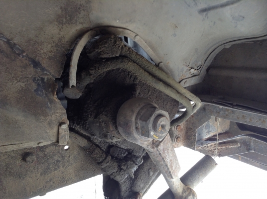 ขาย 10 ล้อหัวยาว เพลาเดียวดั้ม เครื่อง 6BD1 165 แรงม้าปั้มลม เกียร์ร็อคกี้ ช่วงล่าง FUSO ยกแท่น พวงมาลัยพาวเวอร์ เบรคลมดัน ทะเบียนพร้อมโอน