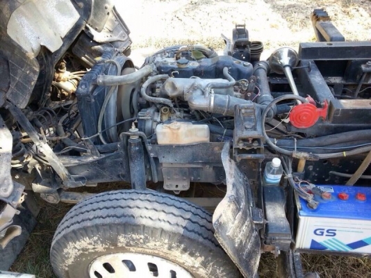 รถอีซูซุ 6 ล้อดั้ม NKR 100 แรงม้า. ปี 41   สนใจติดต่อ 081 - 6079515