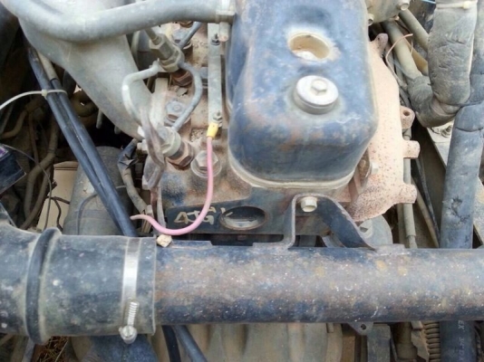 รถอีซูซุ 6 ล้อดั้ม NKR 100 แรงม้า. ปี 41   สนใจติดต่อ 081 - 6079515