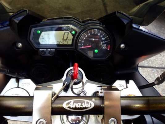 ต้ำพระราม2ขายYAMAHA FZ1ปี2007 เอกสาร อินวอย์ สรรพสามิต รถวิ่งมา2XXXXโล กุญแจชิพ2ดอก รถสวยใสสภาพนางฟ้า