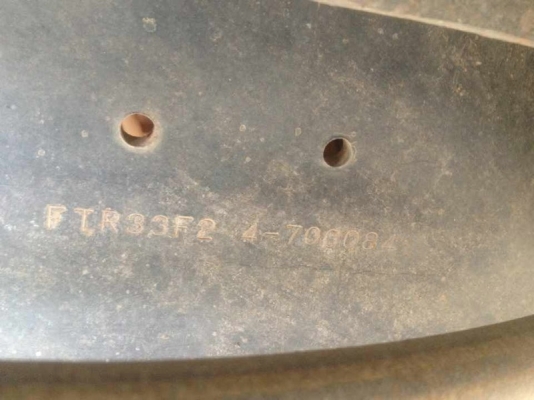 รถอีซูซุ 6 ล้อดั้ม 200 แรงม้า. ปี 50  ( รถวิ่ง 2xx,xxx กม. )    สนใจติดต่อ 081 - 6079515