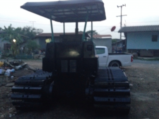 ขายรถเเทร็กเตอร์ D3 สภาพสวย พร้อมใช้งาน เครื่องดี ช่วงล่างดี ใบแทร๊กเต็ม ราคาต่อรองได้