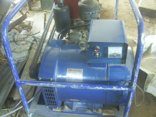 ขายไดปั่นไฟ ขนาด 10 กิโล สภาพดี ไม่ค่อยใช้งาน 14500 บาท ขายไดปั่นไฟ ขนาด 10 กิโล สภาพดี ไม่ค่อยใช้งาน 14500 บาท