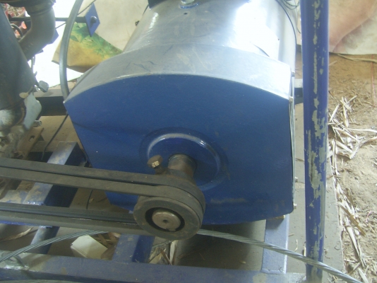 ขายไดปั่นไฟ ขนาด 10 กิโล สภาพดี ไม่ค่อยใช้งาน 14500 บาท ขายไดปั่นไฟ ขนาด 10 กิโล สภาพดี ไม่ค่อยใช้งาน 14500 บาท