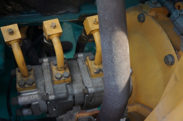 ขายรถขุด KOMUTSU PC 20-7 เก่านอกปรับสภาพแล้วพร้อมใช้งาน