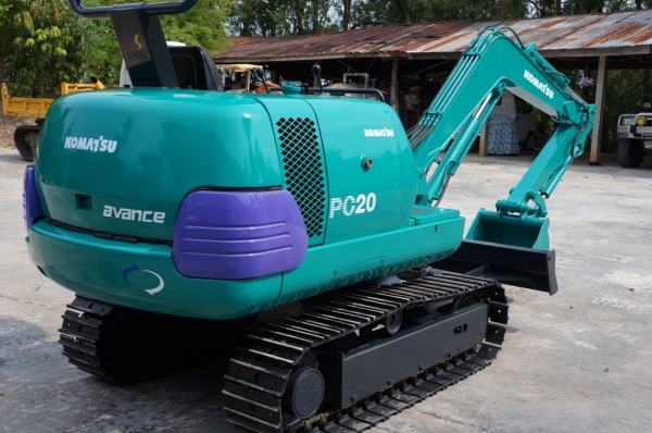 ขายรถขุด KOMUTSU PC 20-7 เก่านอกปรับสภาพแล้วพร้อมใช้งาน