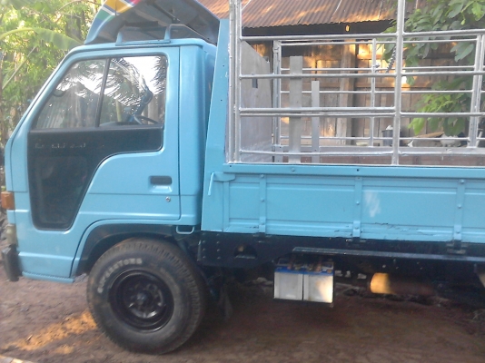 ขาย4ล้อ nkr 100แรง สนใจ 085-0111922-080-0092595